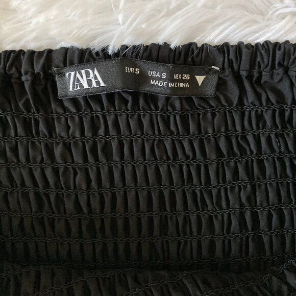 ✨SUMMER SALE✨ Black Sleeveless Smocked Maxi Dress - Small - Picture 4 of 4